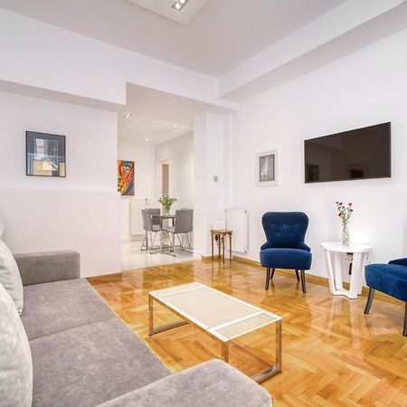 Elegant Light Two Bedroom Apartment In City Center Athen Exterior foto