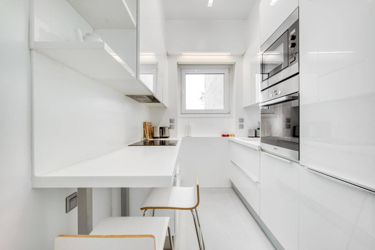 Elegant Light Two Bedroom Apartment In City Center Athen Exterior foto